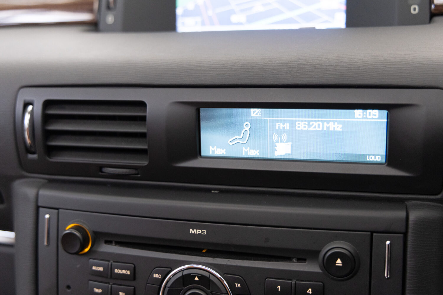 C6 エクスクルーシブ