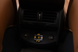 C6 エクスクルーシブ