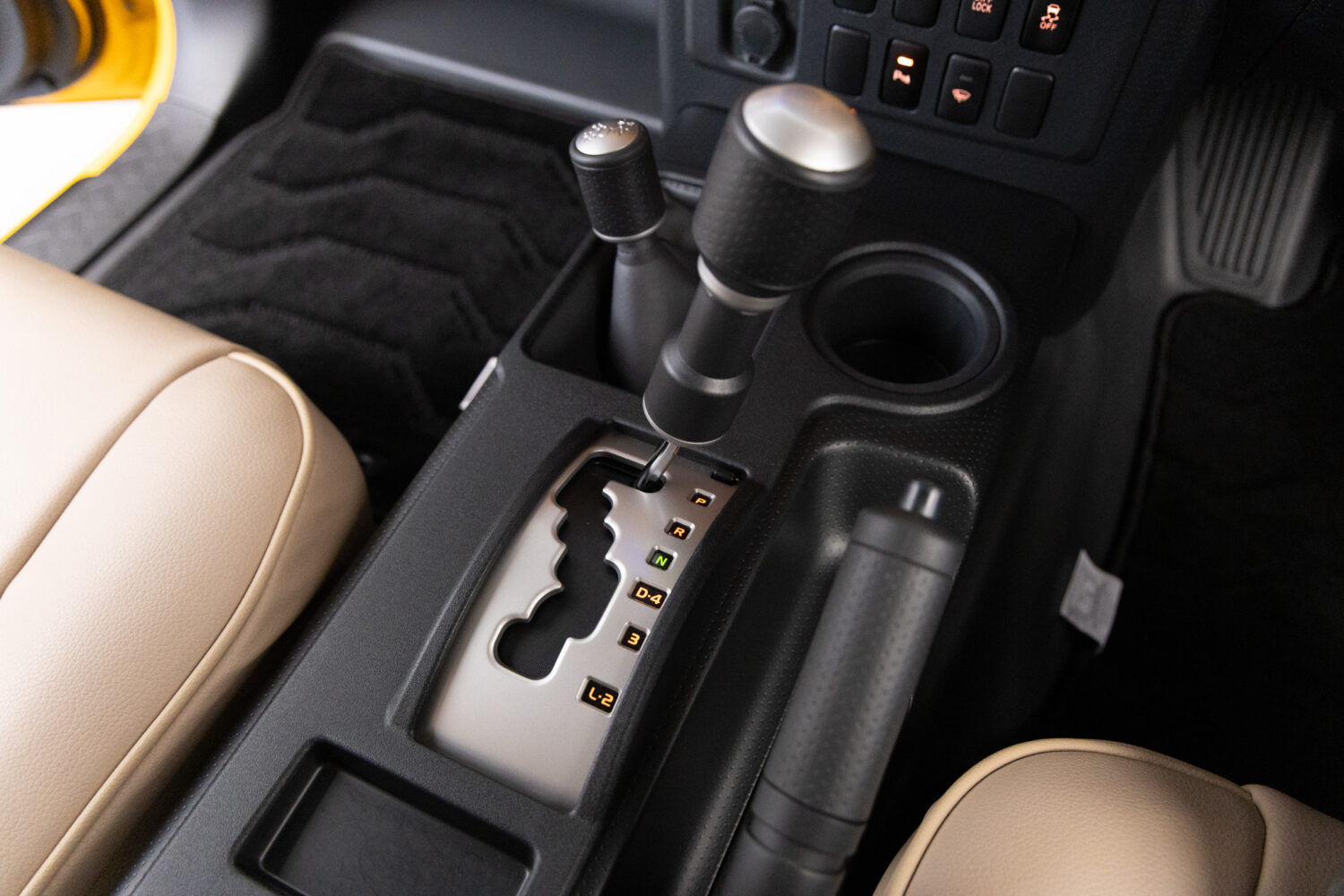 FJクルーザー 4.0 カラーパッケージ 4WD