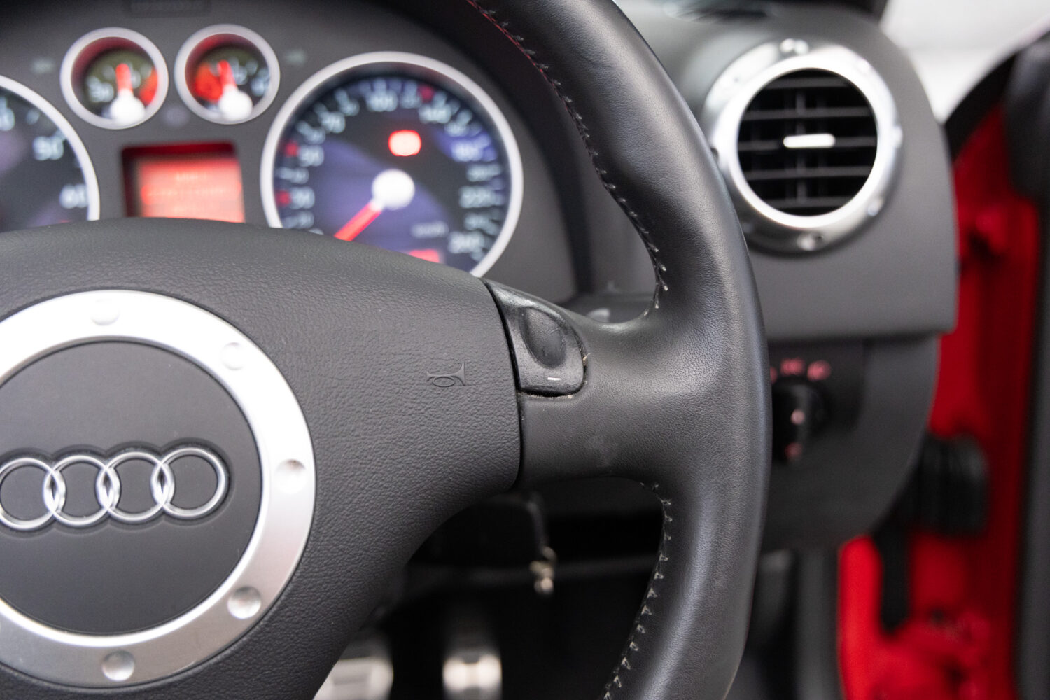 TT ロードスター 1.8T Sライン