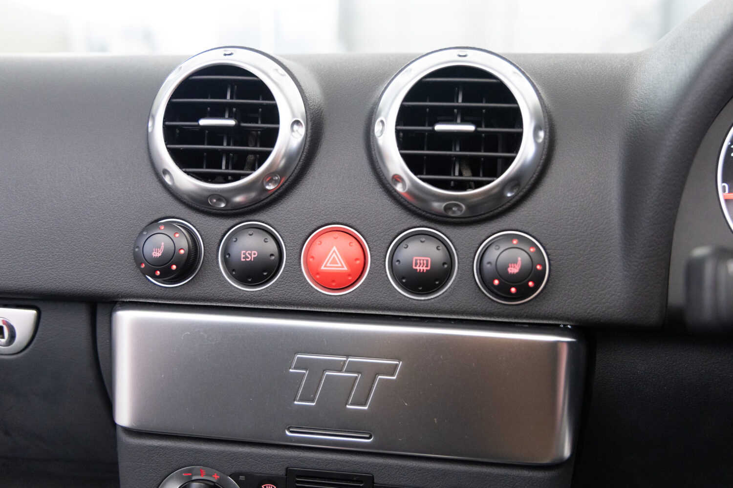 TT ロードスター 1.8T Sライン