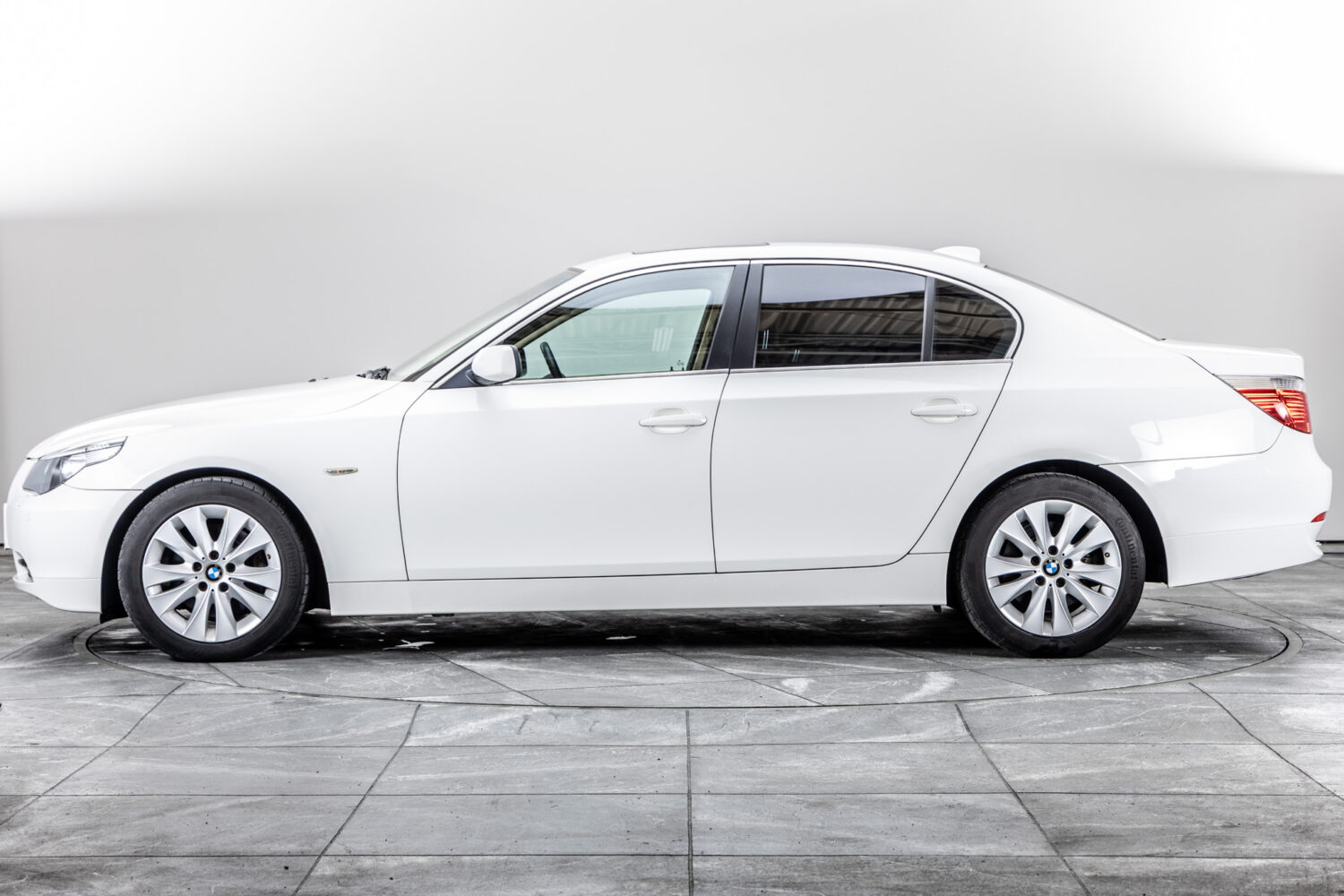 BMW 5シリーズ 530iハイライン