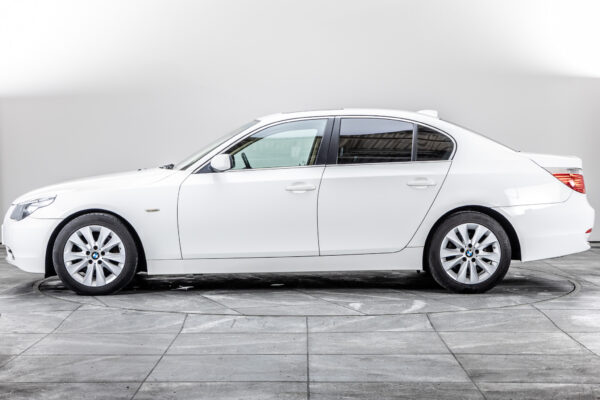 BMW 5シリーズ 530iハイライン