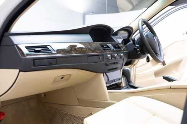 BMW 5シリーズ 530iハイライン