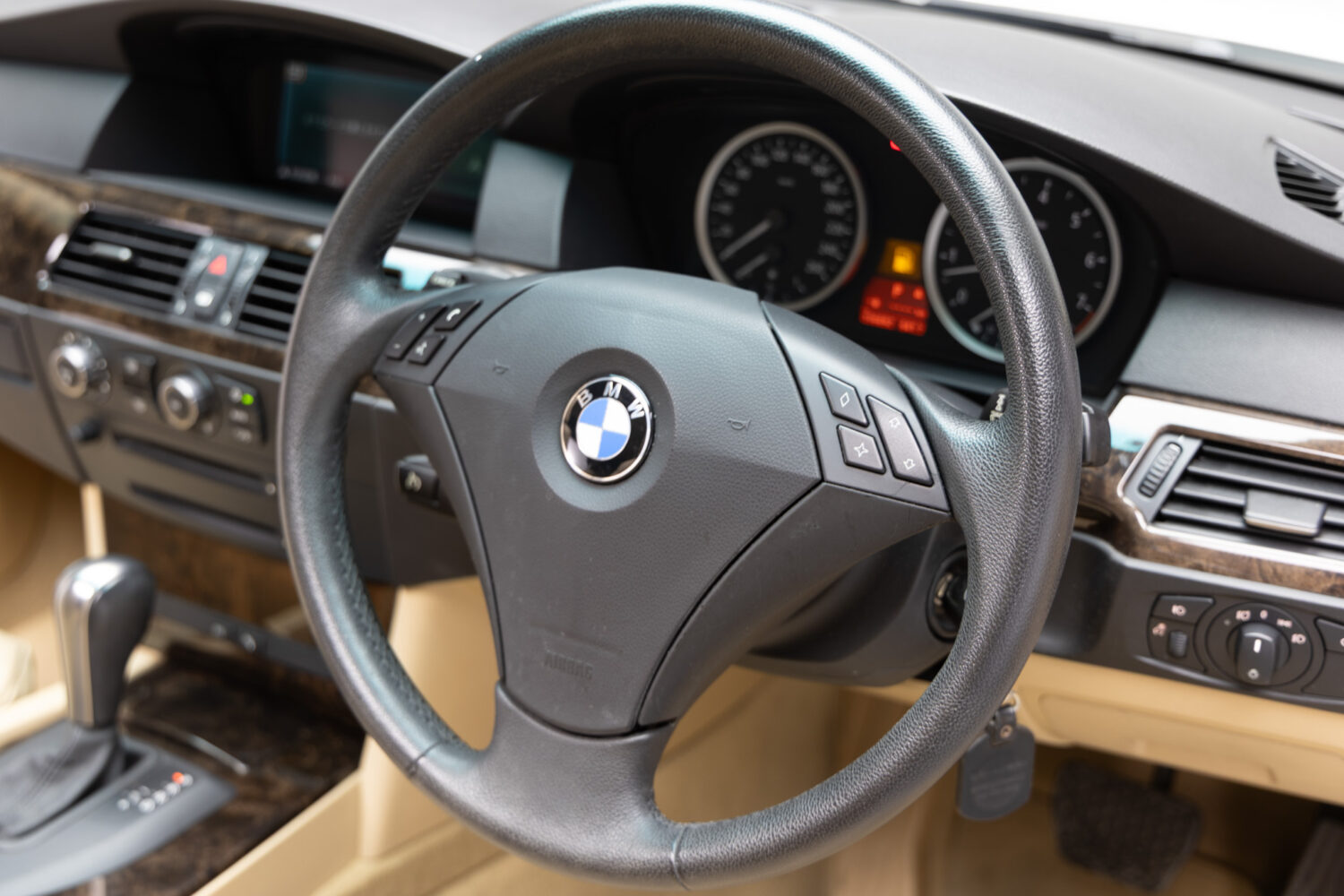 BMW 5シリーズ 530iハイライン