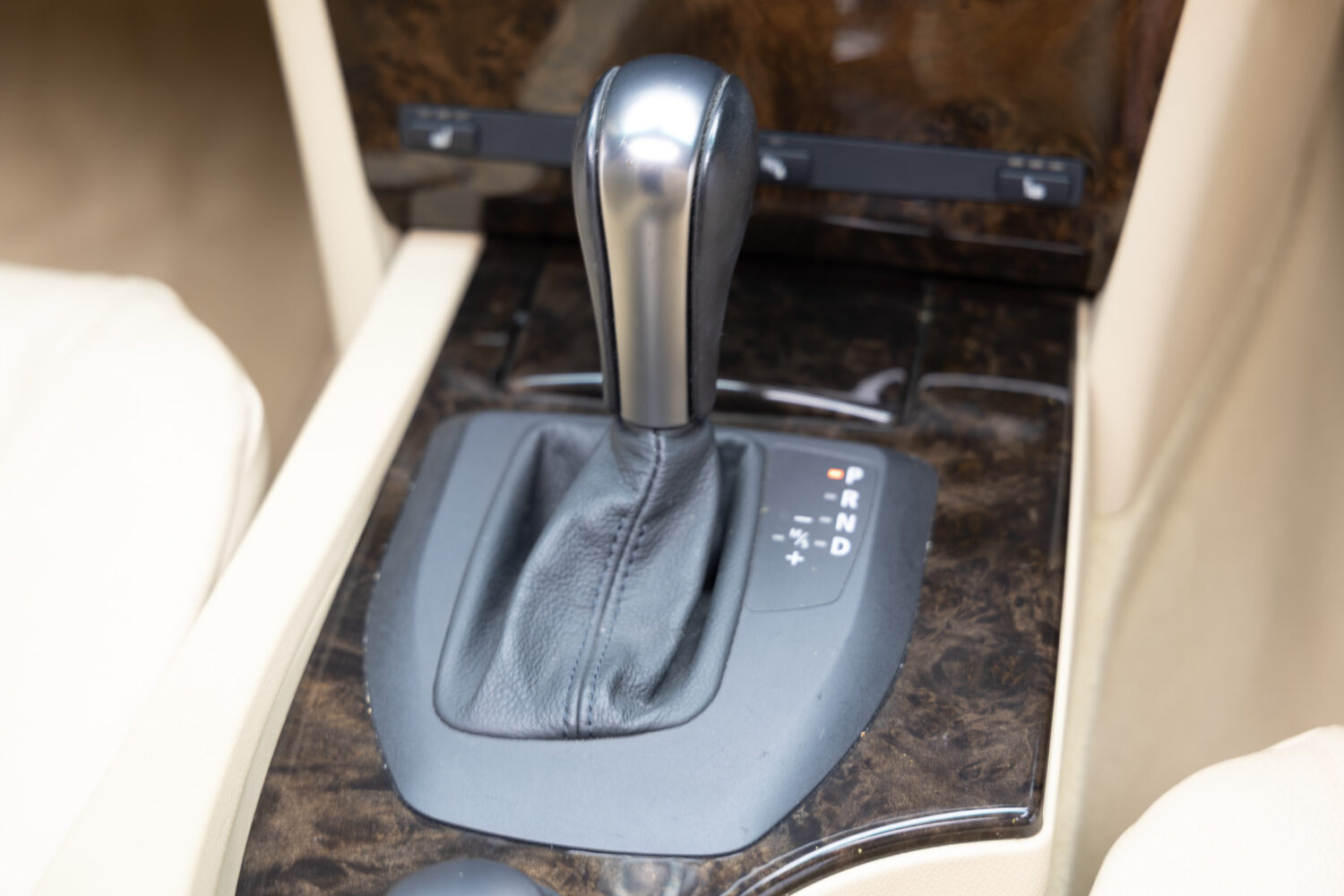BMW 5シリーズ 530iハイライン