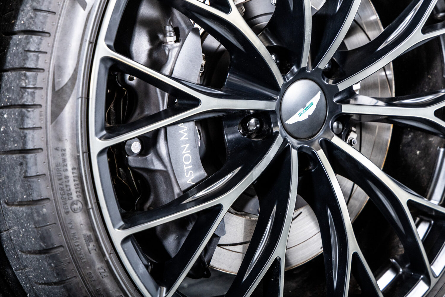 ヴァンテージ 110th Anniversary Midnight edition