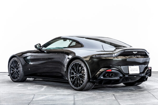 ヴァンテージ 110th Anniversary Midnight edition