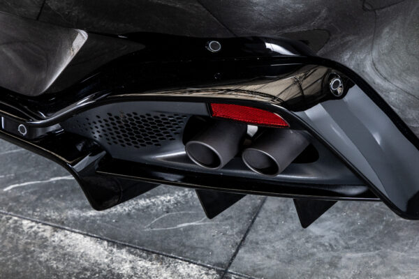 ヴァンテージ 110th Anniversary Midnight edition