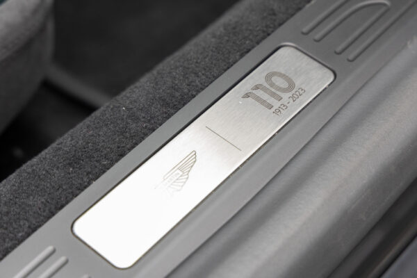 ヴァンテージ 110th Anniversary Midnight edition