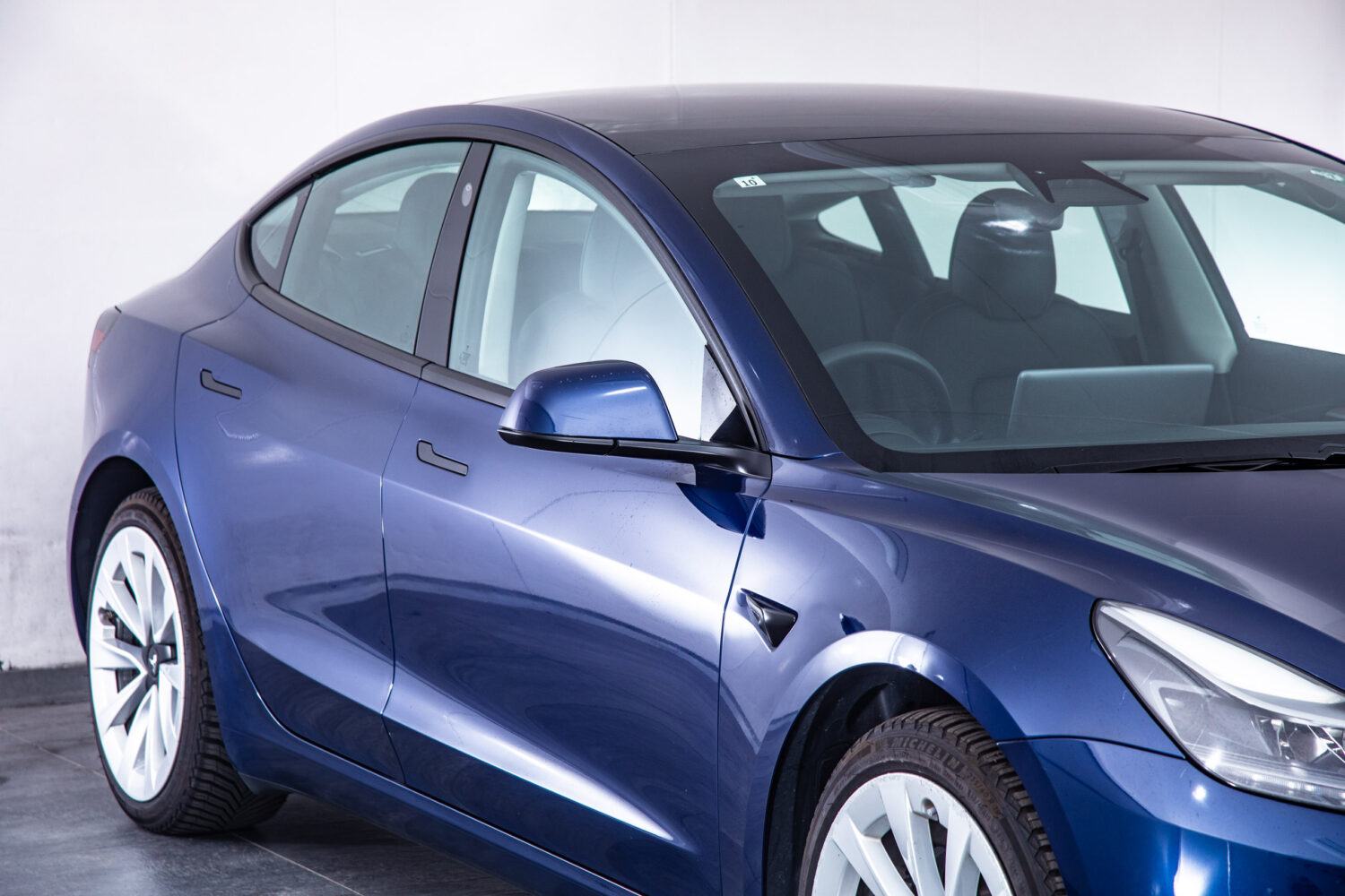 モデル3 ロングレンジ デュアルモーター 4WD