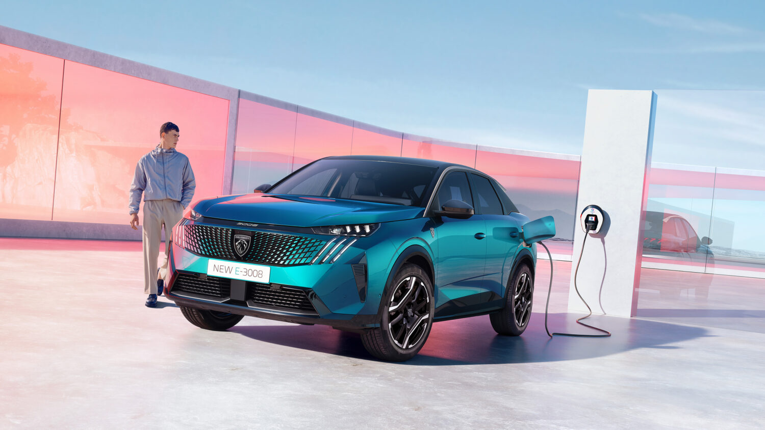 プジョー　フラッグシップモデル3008初の電気自動車「E-3008」登場