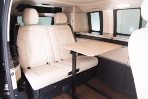 Vクラス BRABUS マルコポーロ D30 4×4 キャンパー