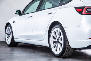 モデル3 ロングレンジ デュアルモーター 4WD