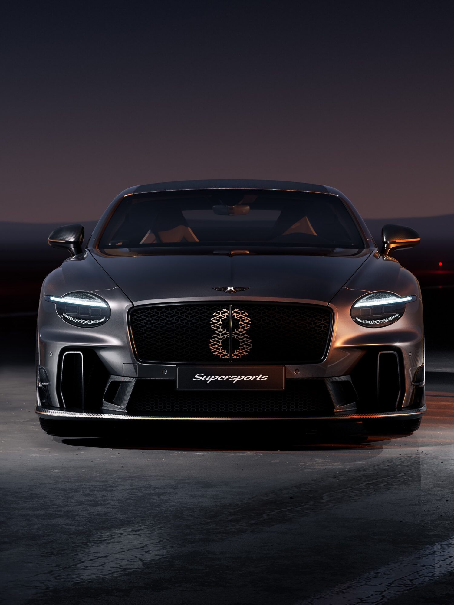 歴代のスーパースポーツは、それぞれのモデルにおける究極のパフォーマンス仕様を体現してきた。新型スーパースポーツは、このアプローチを異なる方向へ進めている。