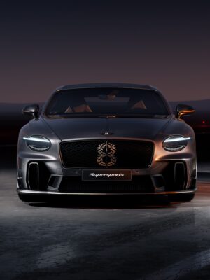 究極のドライビングを　ベントレー・コンチネンタルGT　世界限定500台の2シーター