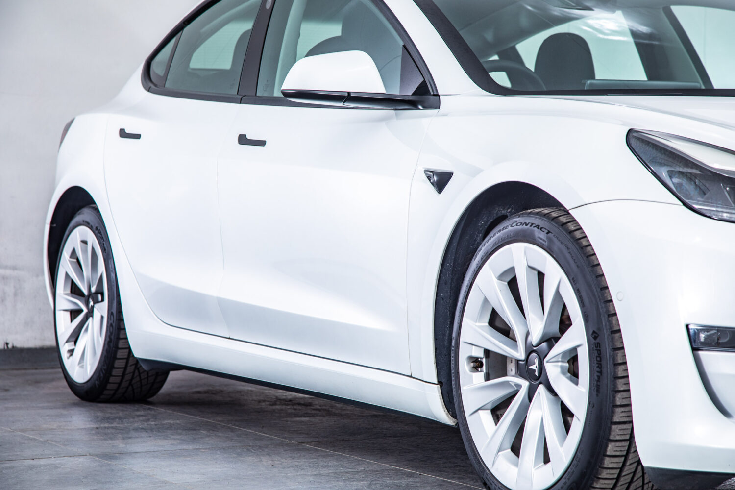 モデル3 ロングレンジ デュアルモーター 4WD