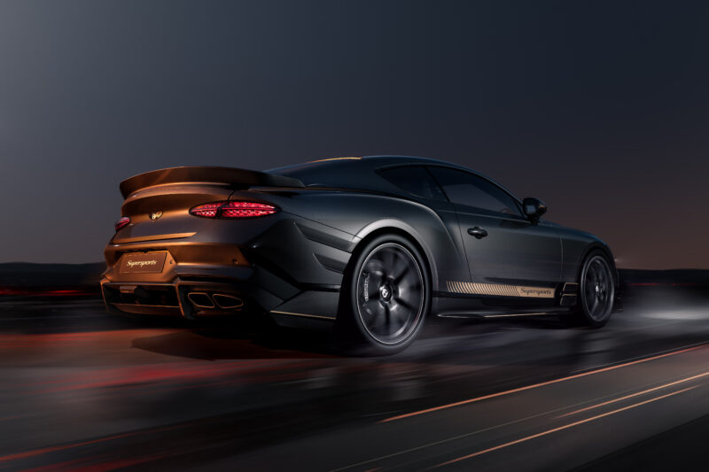 究極のドライビングを　ベントレー・コンチネンタルGT　世界限定500台の2シーター