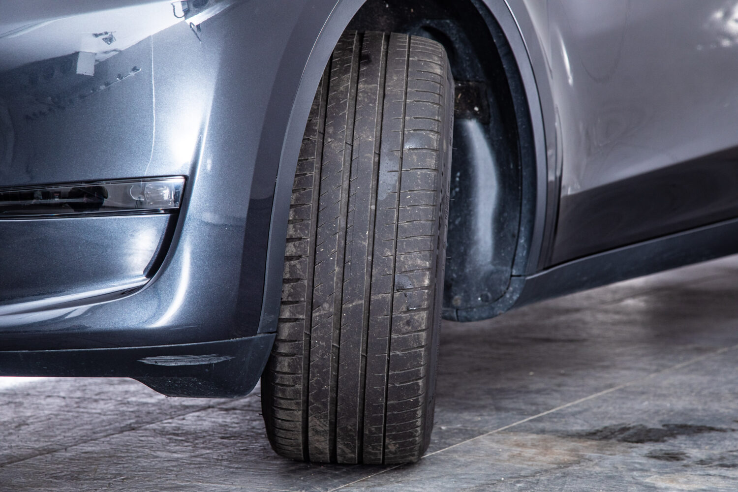 モデルY ロングレンジ デュアルモーター 4WD