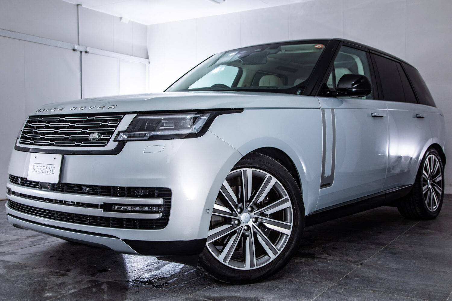 レンジローバー オートバイオグラフィー D300 スタンダードホイールベース 4WD