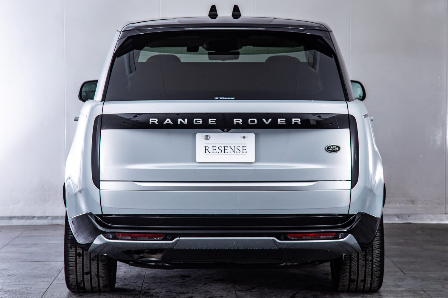 レンジローバー オートバイオグラフィー D300 スタンダードホイールベース 4WD