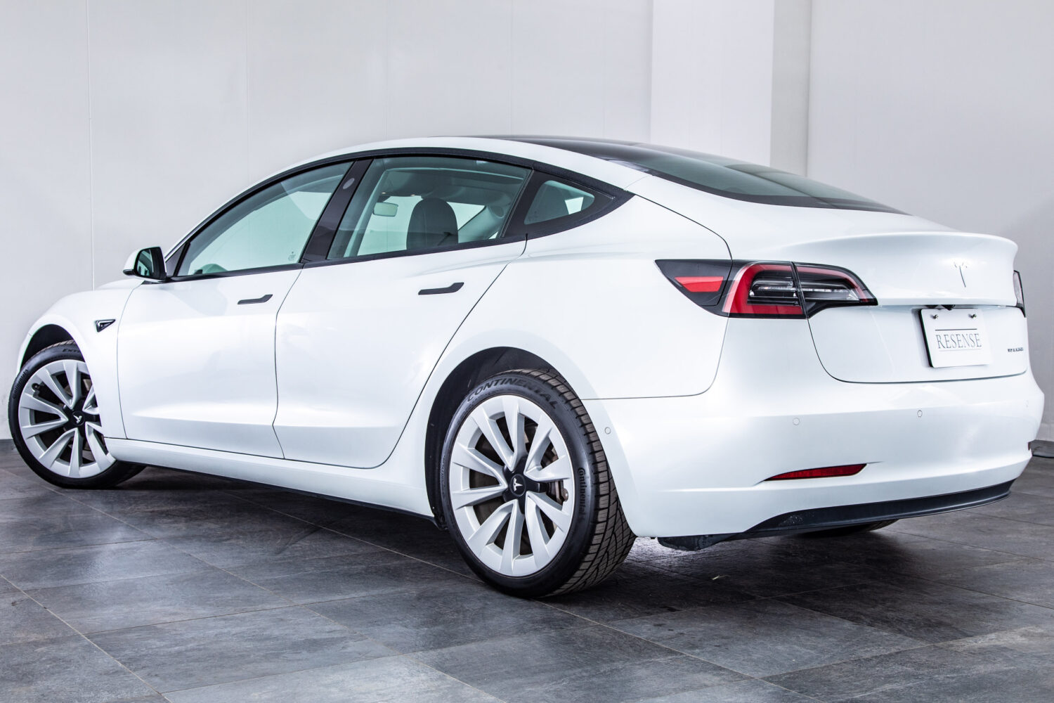 モデル3 ロングレンジ デュアルモーター 4WD