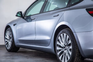 テスラ モデル3 RWD