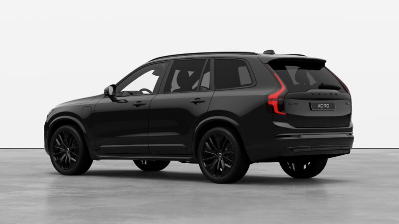 フラッグシップSUVに「ブラックエディション」登場　ボルボXC90