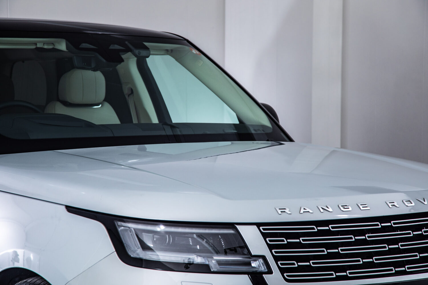 レンジローバー オートバイオグラフィー D300 スタンダードホイールベース 4WD