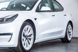 モデル3 ロングレンジ デュアルモーター 4WD