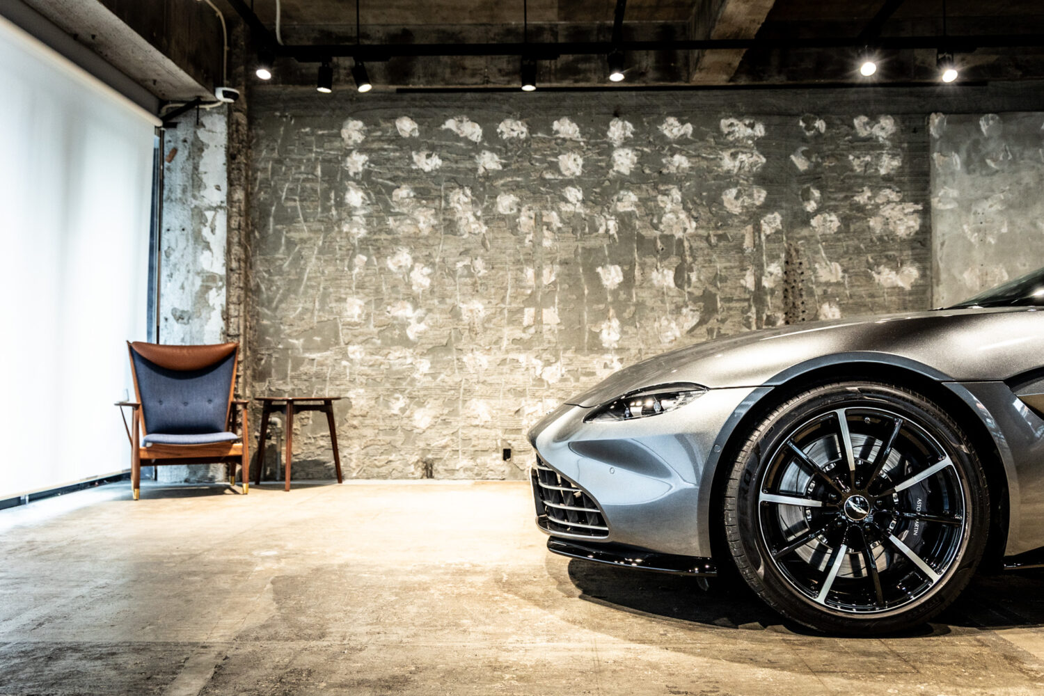 V8ヴァンテージロードスター 4.0