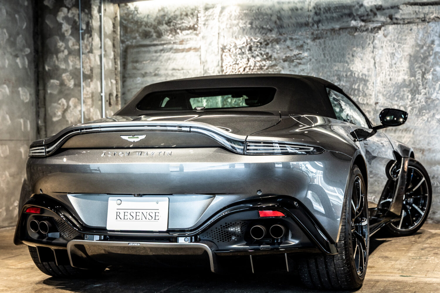 V8ヴァンテージロードスター 4.0