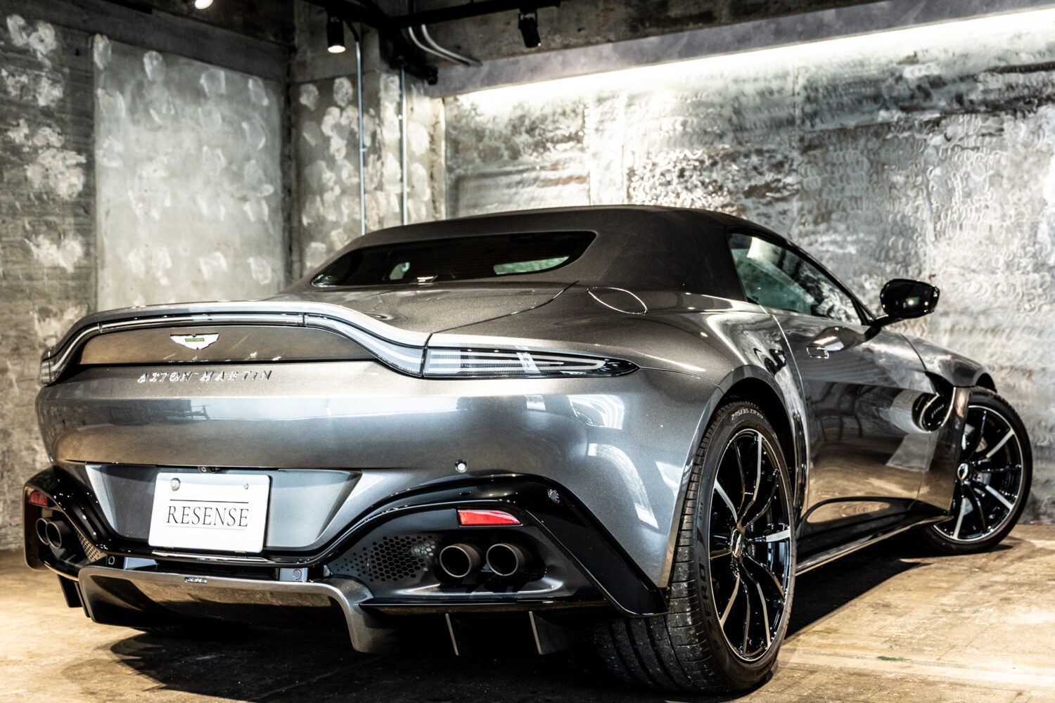 V8ヴァンテージロードスター 4.0