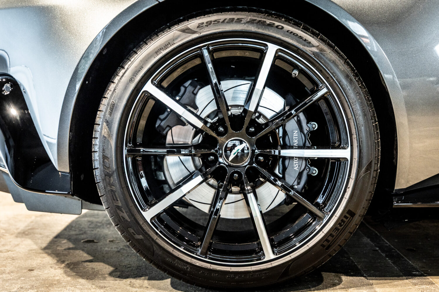 V8ヴァンテージロードスター 4.0