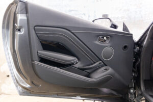 V8ヴァンテージロードスター 4.0