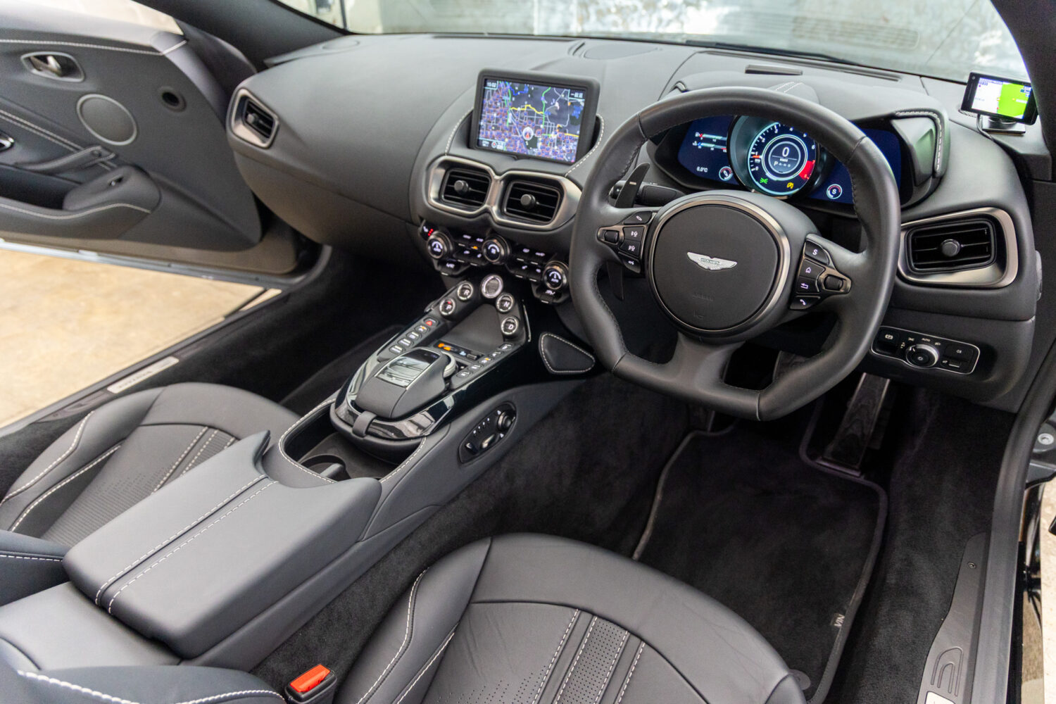 V8ヴァンテージロードスター 4.0