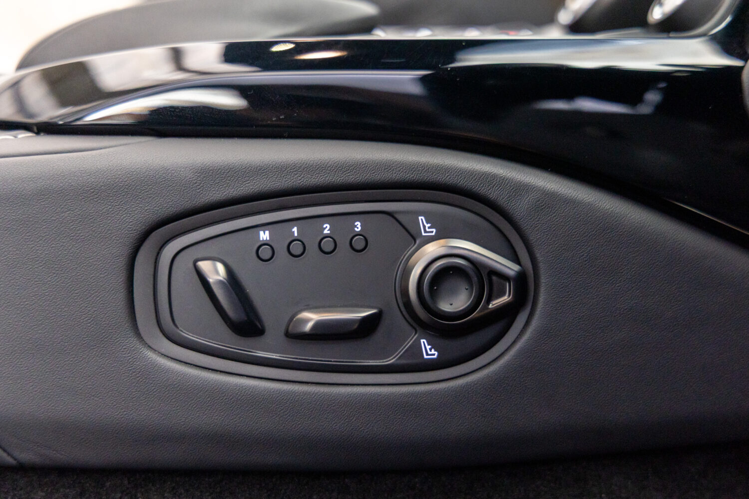 V8ヴァンテージロードスター 4.0