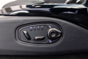 V8ヴァンテージロードスター 4.0