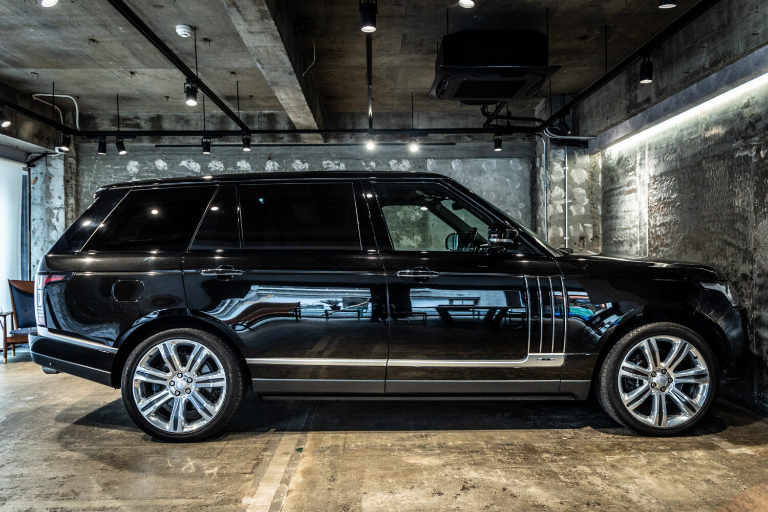 レンジローバー SVオートバイオグラフィー ロングホイールベース