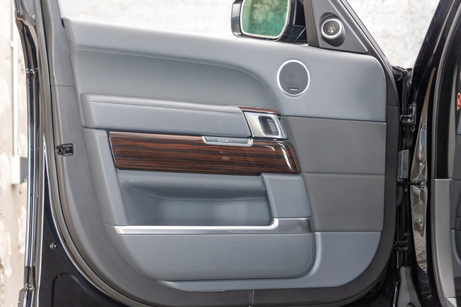 レンジローバー SVオートバイオグラフィー ロングホイールベース