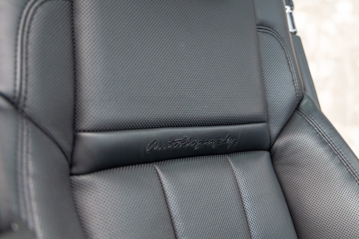 レンジローバー SVオートバイオグラフィー ロングホイールベース