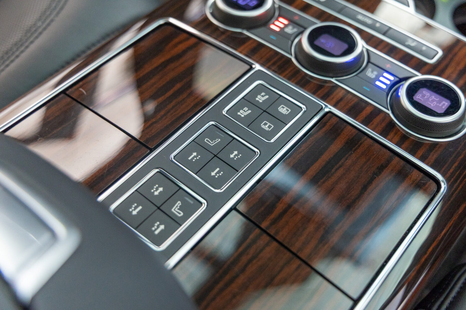 レンジローバー SVオートバイオグラフィー ロングホイールベース