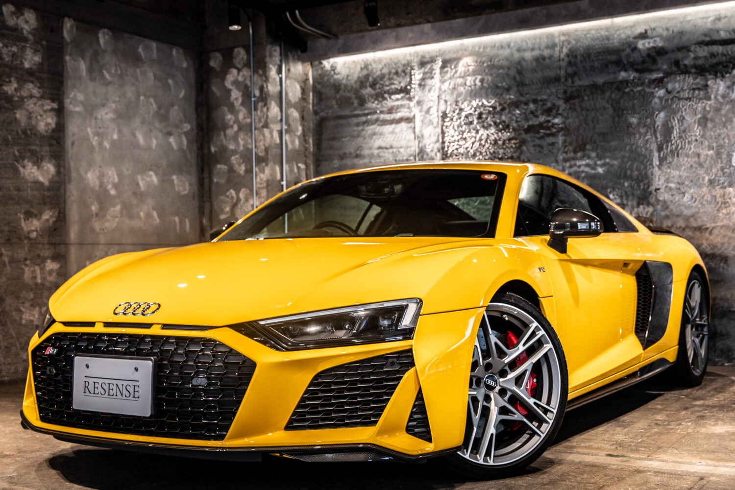 R8 V10 パフォーマンス 5.2 FSI クワトロ Sトロニック