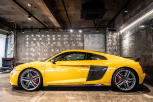 R8 V10 パフォーマンス 5.2 FSI クワトロ Sトロニック