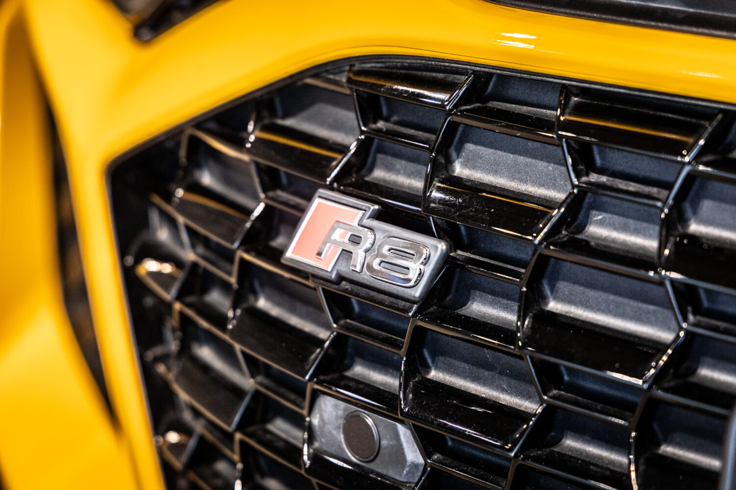 R8 V10 パフォーマンス 5.2 FSI クワトロ Sトロニック