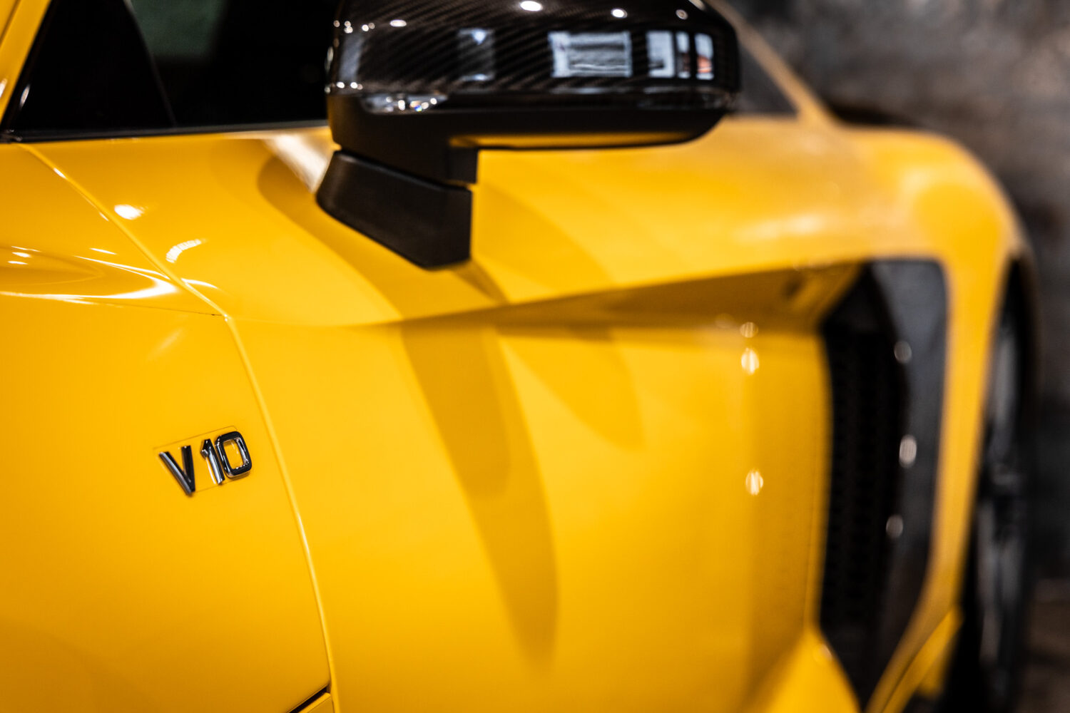 R8 V10 パフォーマンス 5.2 FSI クワトロ Sトロニック