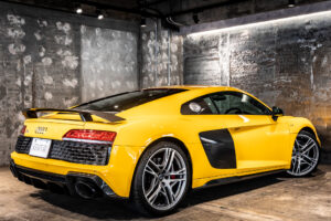 R8 V10 パフォーマンス 5.2 FSI クワトロ Sトロニック