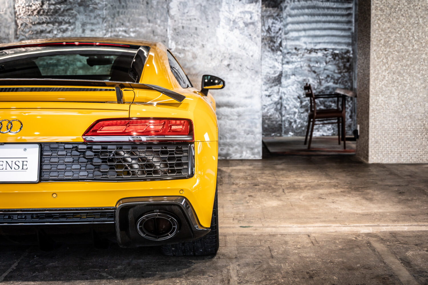 R8 V10 パフォーマンス 5.2 FSI クワトロ Sトロニック