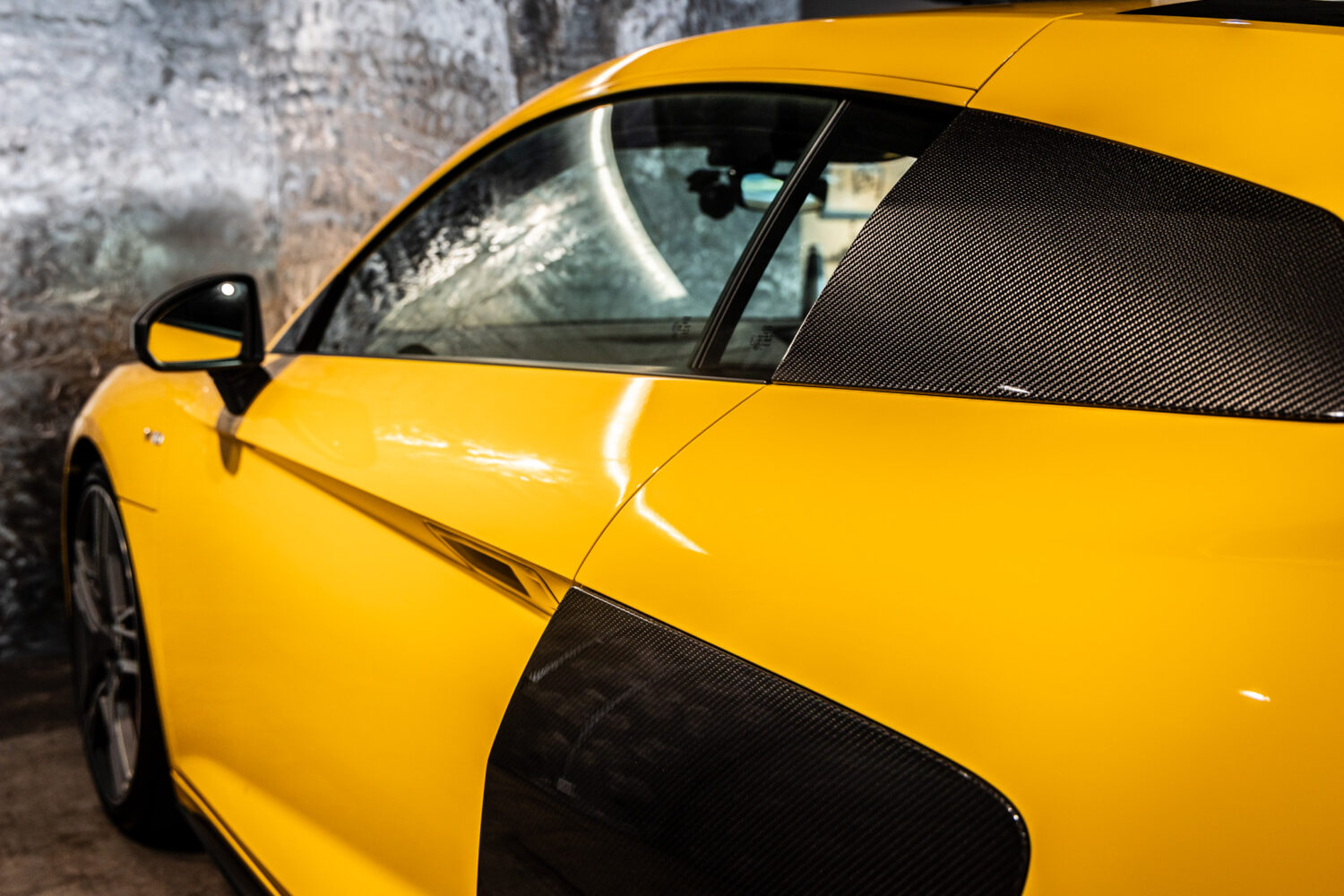 R8 V10 パフォーマンス 5.2 FSI クワトロ Sトロニック