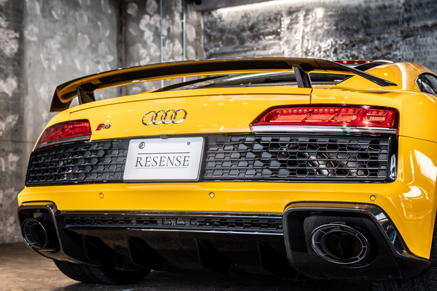 R8 V10 パフォーマンス 5.2 FSI クワトロ Sトロニック